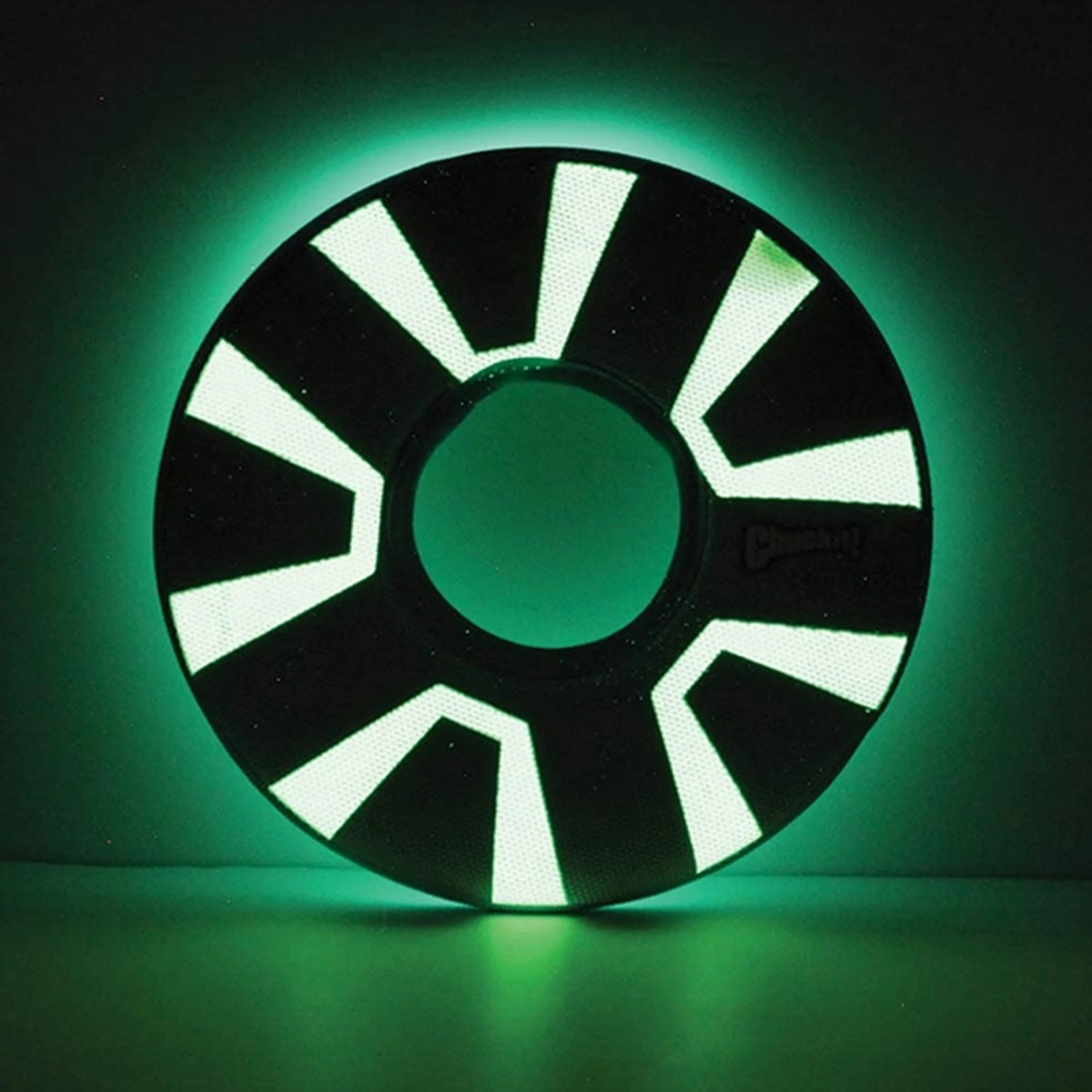 Chuckit! ZipFlight Max Glow Dog Toy Green/White Medium - Image 5