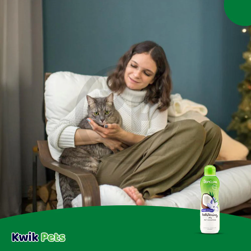 TropiClean Awaphui and Coconut Whitening Dog & Cat Shampoo 20-oz - Image 6